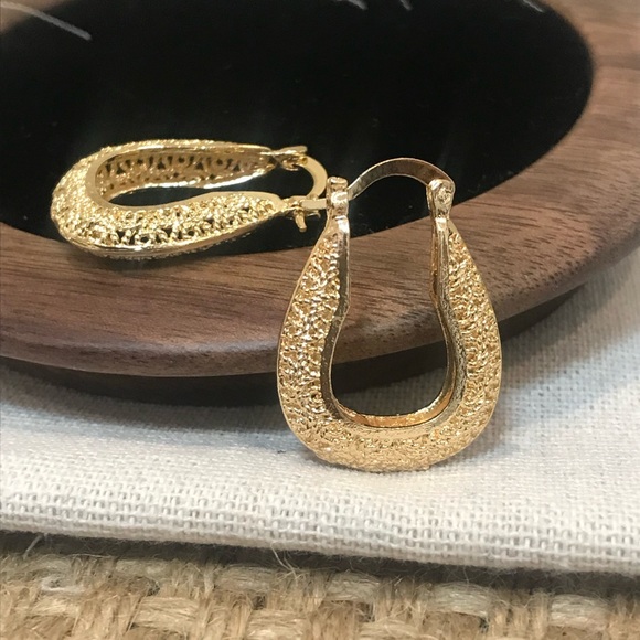 Hoop Earrings, Hoop Earrings for Women, Huggies hoop, Statement Earrings, Hoops - Picture 4 of 5